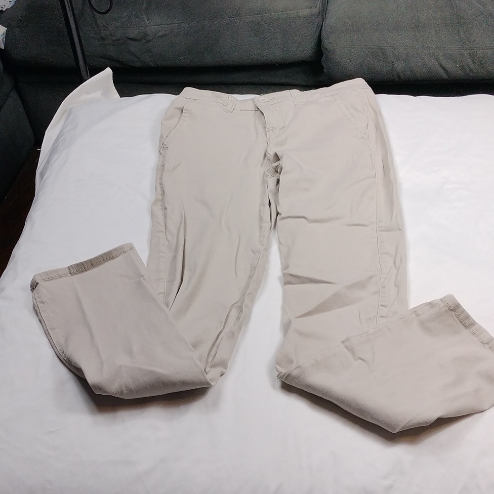 Celebrity Pink women's size 7/28 smart pants